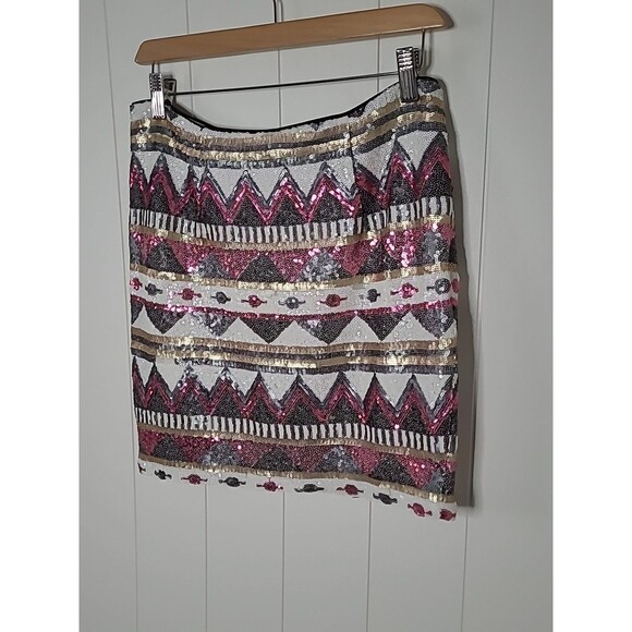 Chelsea & Violet Sequin Southwestern Tribal Mini Skirt Size Large - Picture 2 of 10